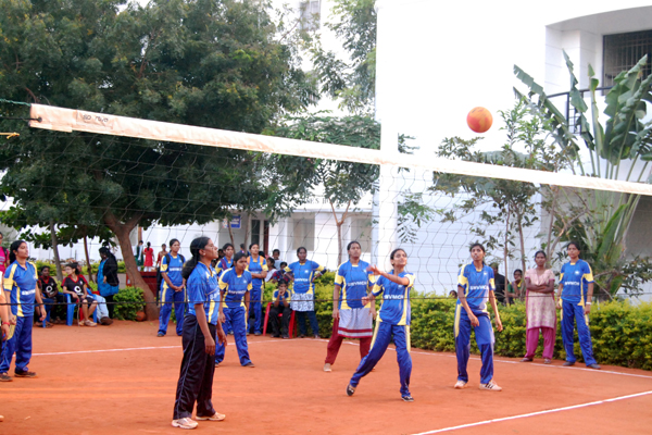 Throw ball       -       1	